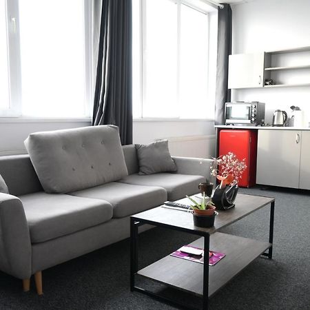 Luana Airport Apartments #9 오토페니 외부 사진